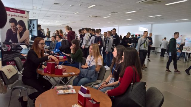Programowanie, robotyka, gry, prelekcje, nauka i kariera w branży IT, czyli Check IT 2019